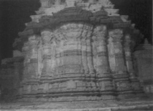 ಪ್ರಧಾನ ಗರ್ಭಗೃಹದ ಹೊರಭಿತ್ತಿ, ಸೌಮ್ಯಕೇಶವ ದೇವಾಲಯ